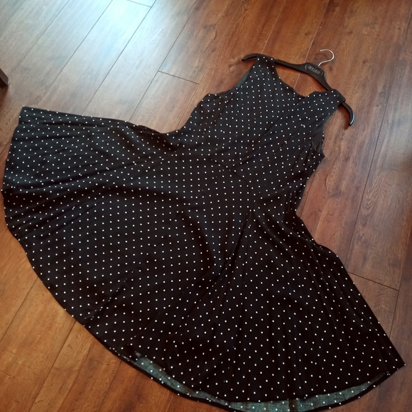 Torrid b&w polkadot sleeveless dress Size 12 - Picture 4 of 5